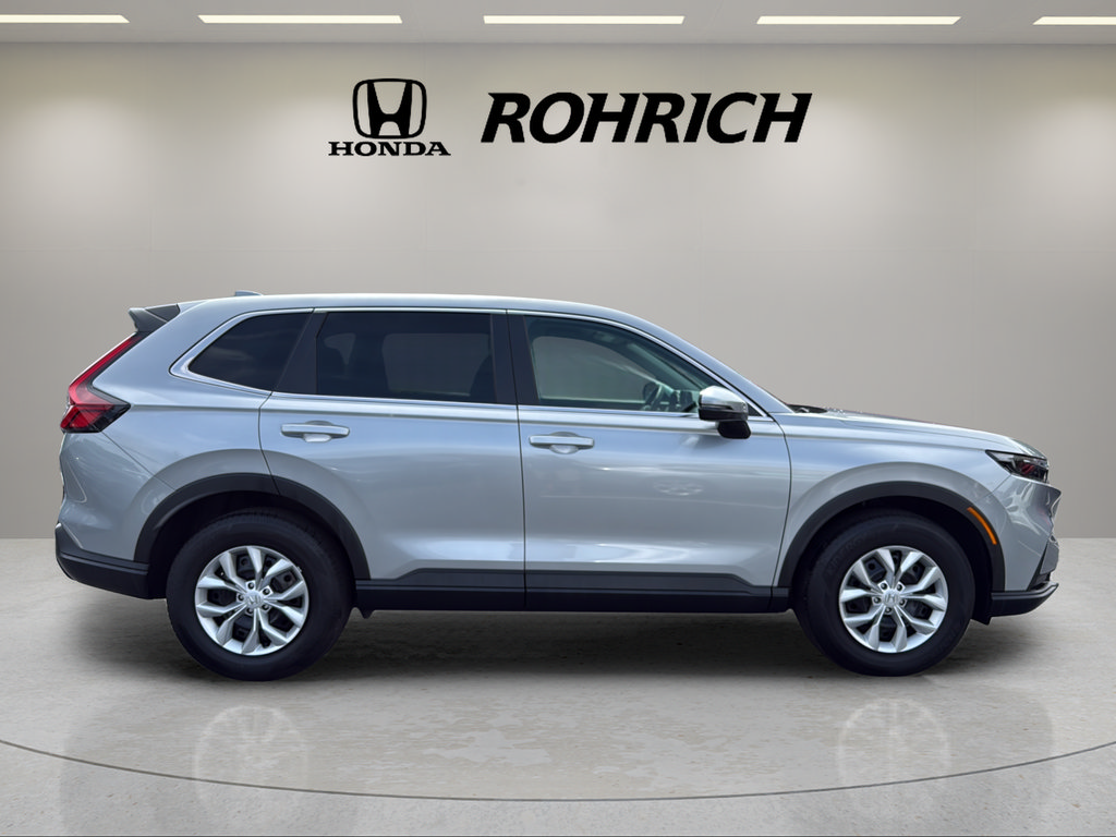 Used 2026 Honda CR-V LX image 5