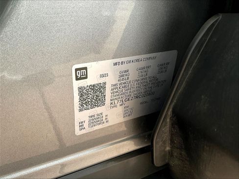 Used 2024 Chevrolet Trax RS FWD image 17