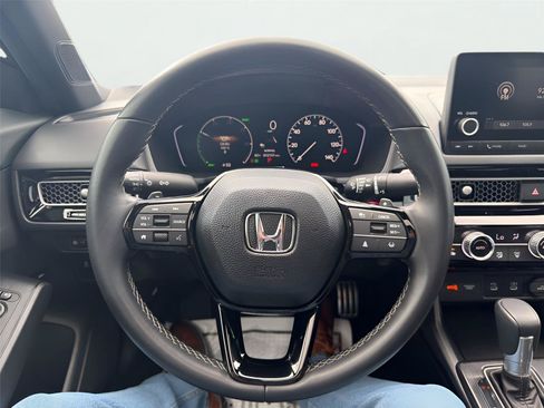 Used 2025 Honda Civic Sport image 19