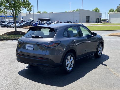Used 2025 Honda HR-V LX image 10