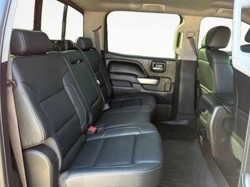 Used 2017 Chevrolet Silverado 1500 LTZ Z71 w/ LTZ Plus Package image 6