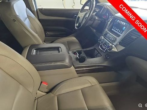Used 2020 Chevrolet Suburban LT AWD/4WD image 11