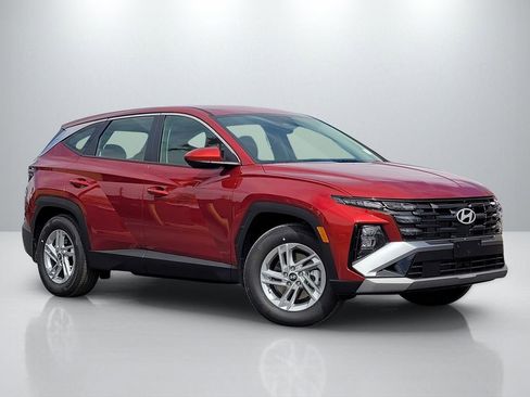 New 2026 Hyundai Tucson SE image 1