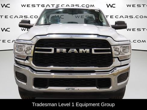 Used 2020 RAM 2500 Tradesman w/ Chrome Appearance Group image 4