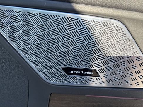 Used 2025 BMW X1 xDrive28i w/ Technology Package image 35