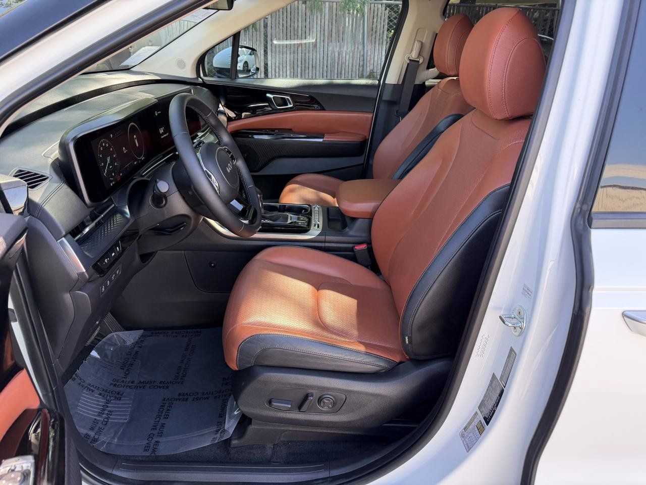 Used 2022 Kia Carnival SX Prestige FWD image 4