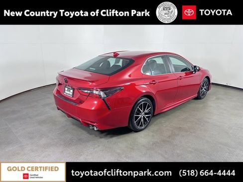Certified 2024 Toyota Camry SE image 3