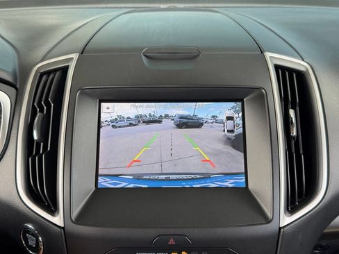 Used 2019 Ford Edge SEL w/ Equipment Group 201A AWD/4WD image 20