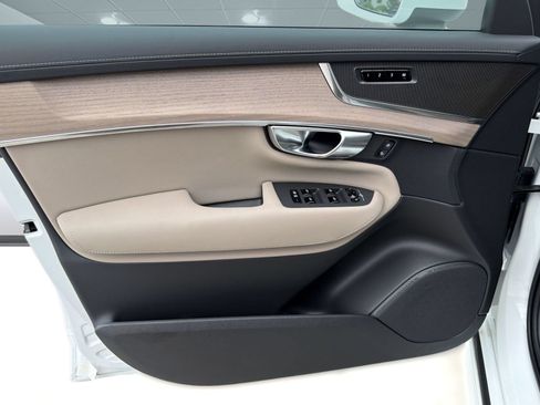 New 2026 Volvo XC90 B5 Core AWD/4WD image 24