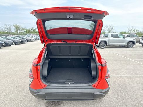 Used 2025 Hyundai Kona SEL FWD image 19