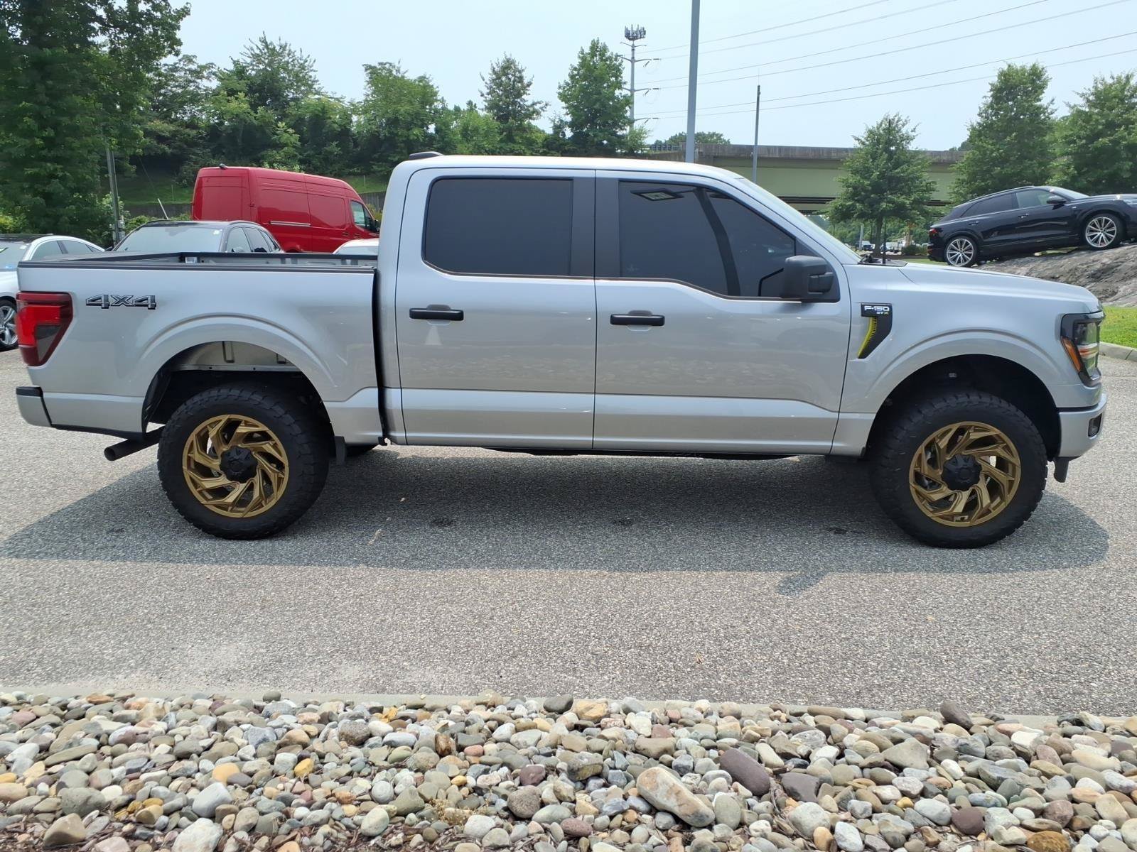 Used 2024 Ford F150 STX AWD/4WD image 5