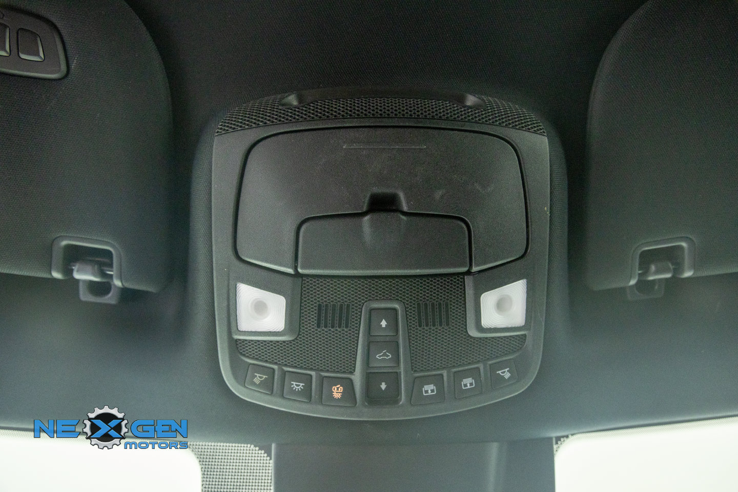 Used 2019 Ford Expedition Limited w/ Equipment Group 303A AWD/4WD image 28