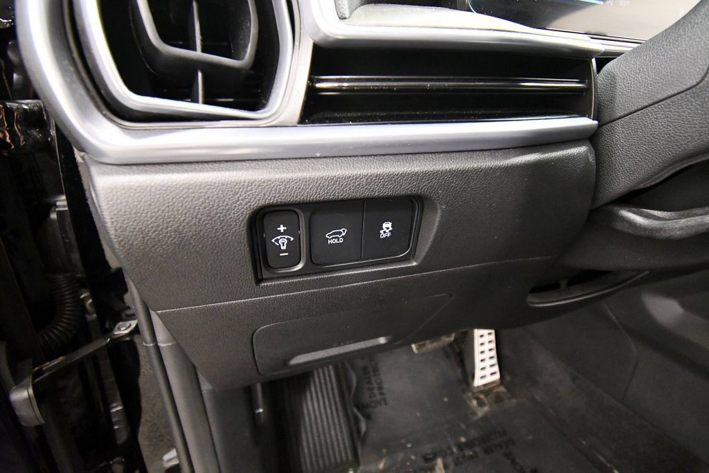 Certified 2026 Kia Sorento SX Prestige AWD/4WD image 21