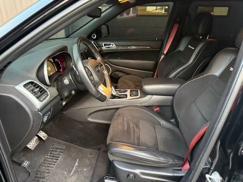 Used 2021 Jeep Grand Cherokee Trackhawk image 10