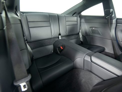 Certified 2025 Porsche 911 Carrera RWD image 43
