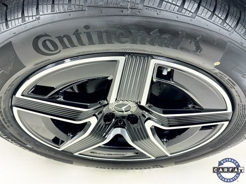 Used 2025 Mercedes-Benz GLC 350e GLC 350e image 32