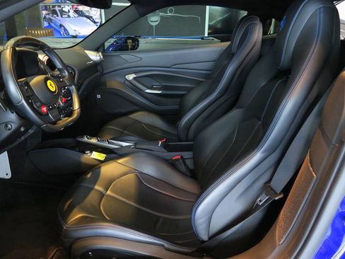 Used 2020 Ferrari F8 Tributo RWD image 14