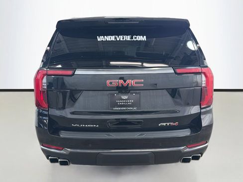 Used 2025 GMC Yukon AT4 w/ Premium Trailering Package AWD/4WD image 8