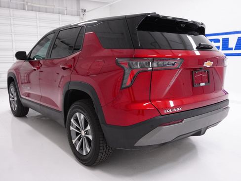 New 2026 Chevrolet Equinox LT w/ Convenience Package II image 10