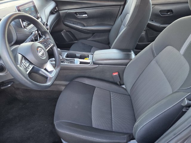 Used 2025 Nissan Sentra SV FWD image 18