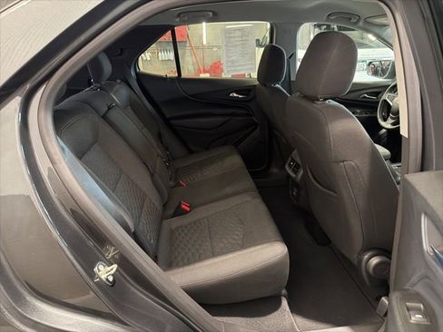 Used 2020 Chevrolet Equinox LT image 12