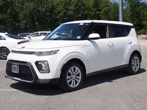 Used 2021 Kia Soul LX FWD image 5
