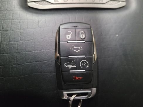 Used 2022 RAM 1500 Limited AWD/4WD image 32