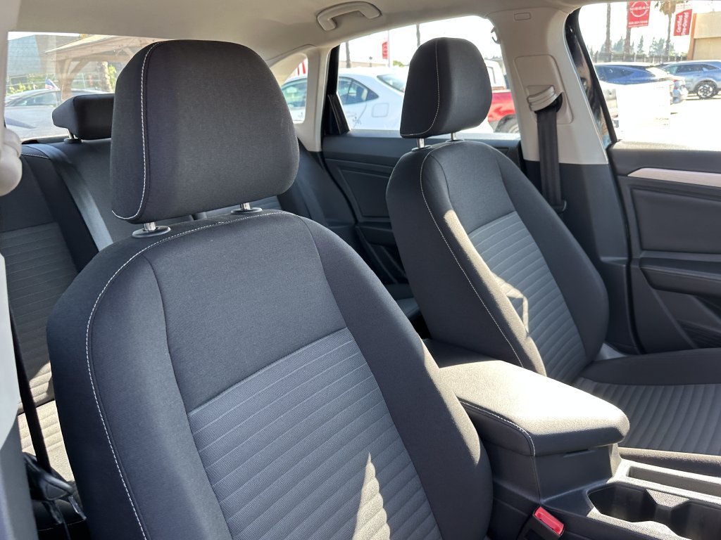 Used 2024 Volkswagen Jetta S FWD image 16
