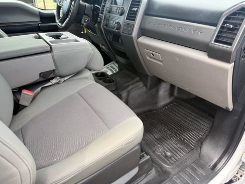 Used 2018 Ford F350 XL AWD/4WD image 17