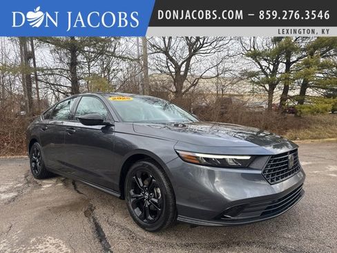 Used 2025 Honda Accord SE image 1