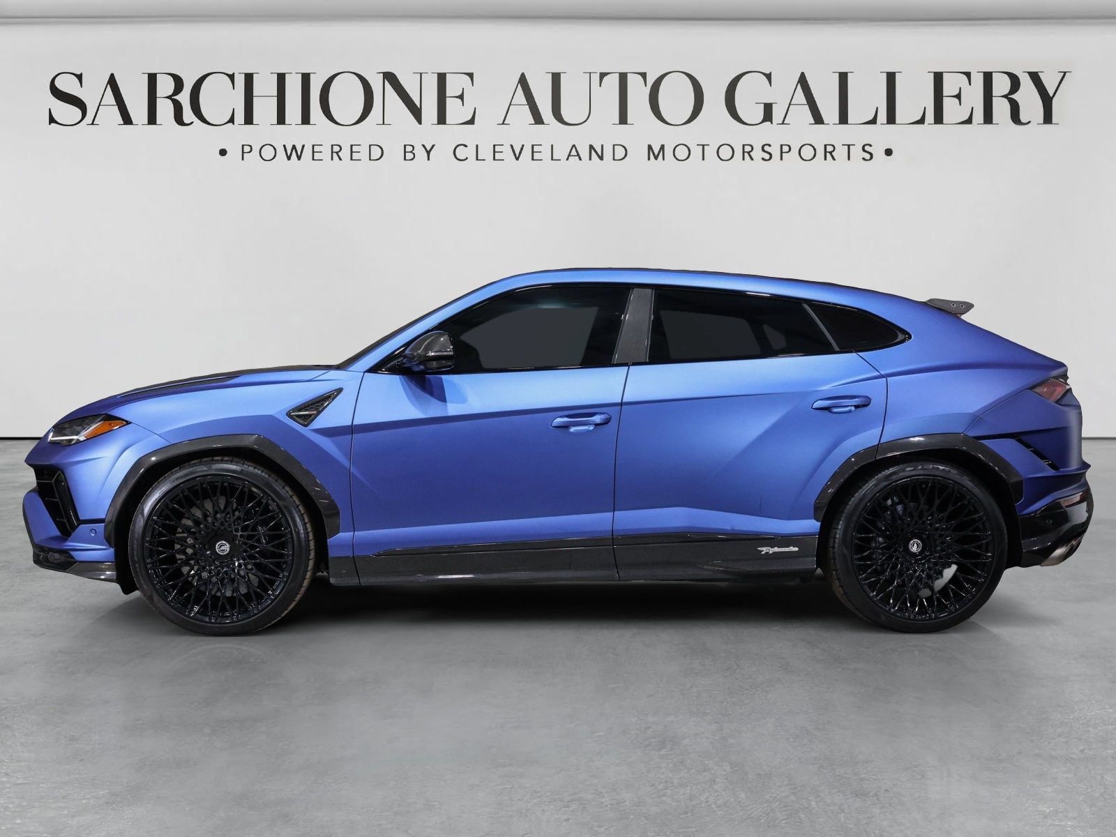 Used 2023 Lamborghini Urus Performante AWD/4WD image 12