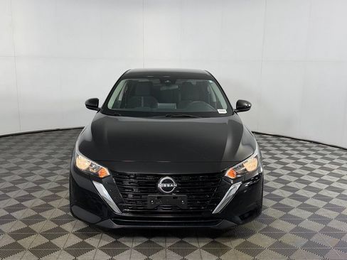 Used 2025 Nissan Sentra SV w/ Trunk Package FWD image 5