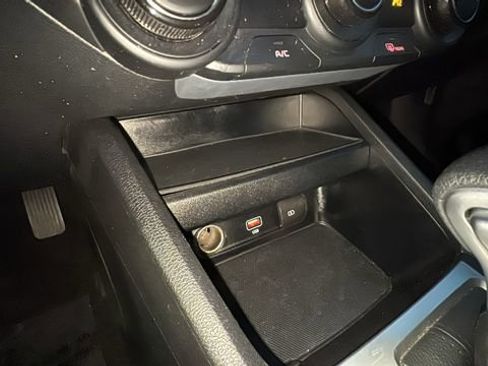 Used 2024 Kia Forte LXS image 19