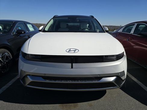 New 2026 Hyundai Ioniq 5 Limited image 2