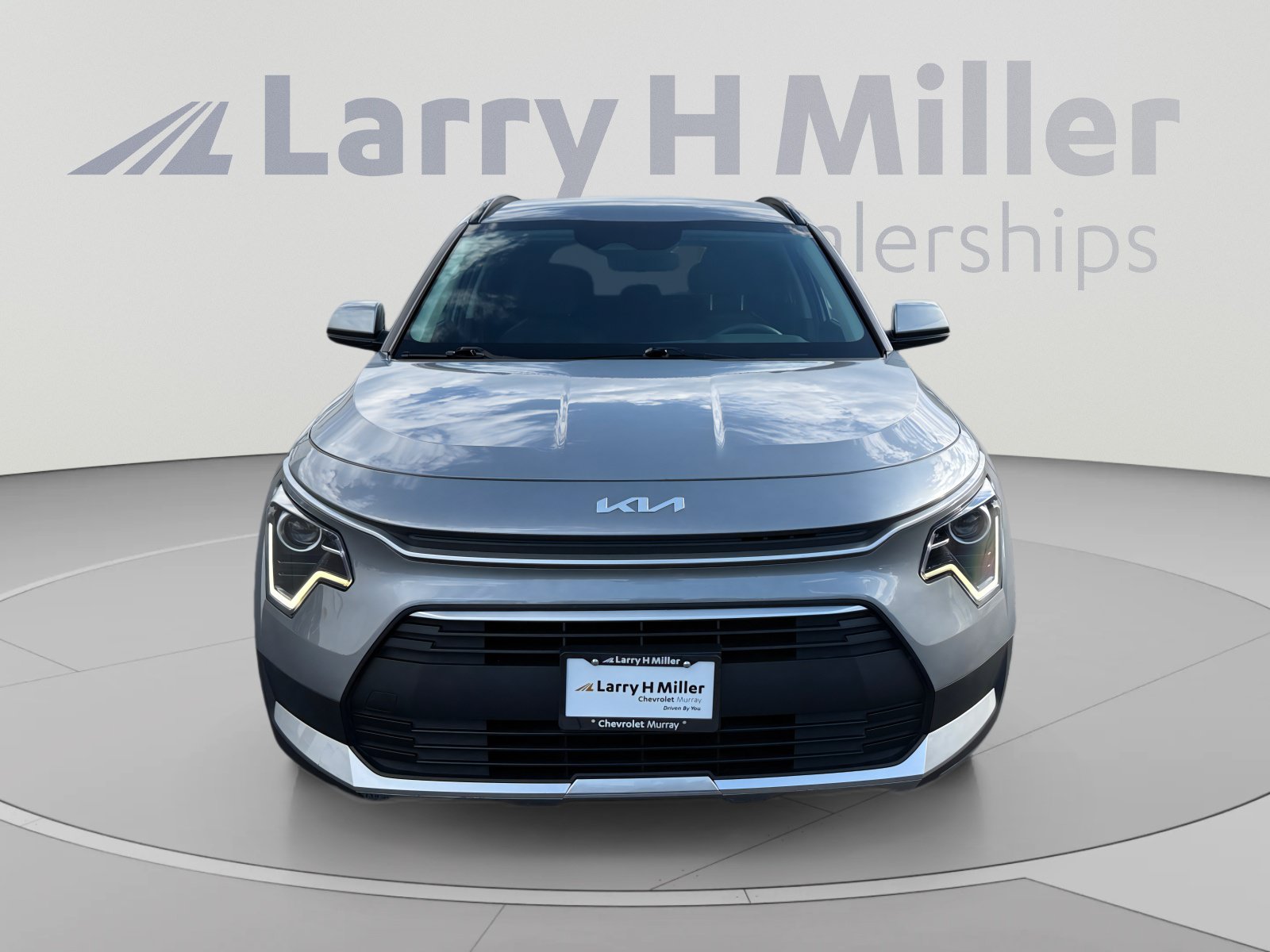 Used 2025 Kia Niro LX FWD image 8