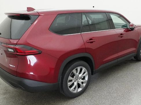 New 2026 Toyota Grand Highlander Limited image 9