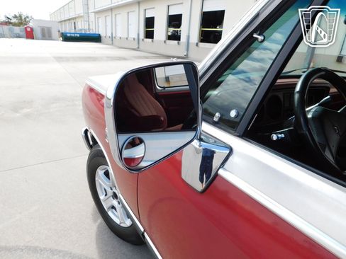 Used 1988 Dodge Ramcharger 2WD image 27