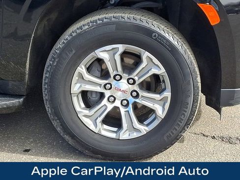 Used 2024 GMC Yukon SLE image 10