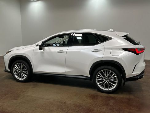 Used 2025 Lexus NX 350 AWD w/ Accessory Package (2T) image 32