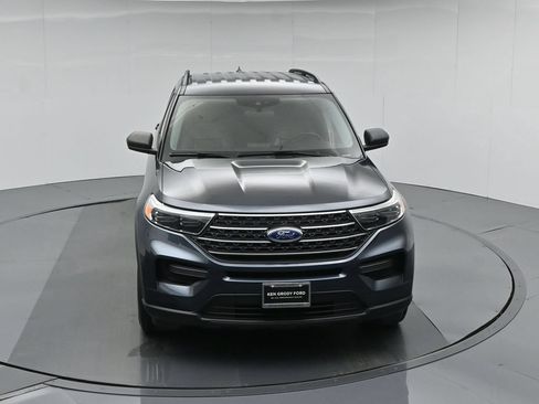 Used 2023 Ford Explorer XLT RWD image 42