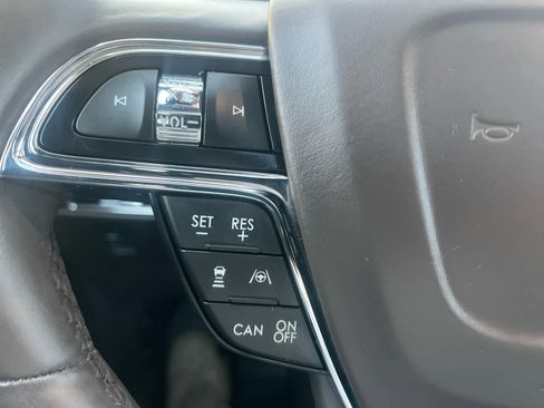 Used 2023 Lincoln Nautilus Reserve w/ Equipment Group 201A image 27