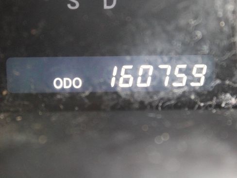 Used 2011 Toyota Highlander SE image 16