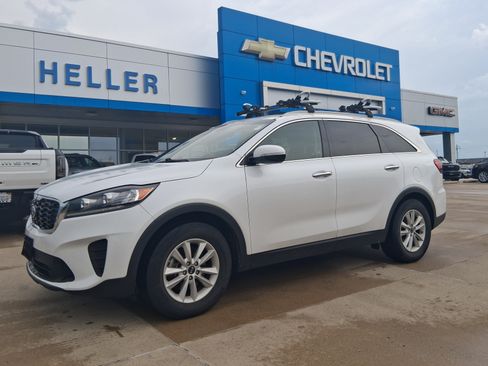 Used 2019 Kia Sorento FWD w/ LX Convenience Package image 3