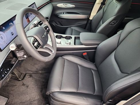 New 2026 Genesis GV70 2.5T Select AWD/4WD image 8