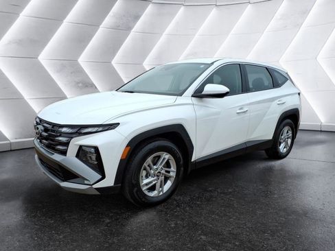 New 2026 Hyundai Tucson SE image 1