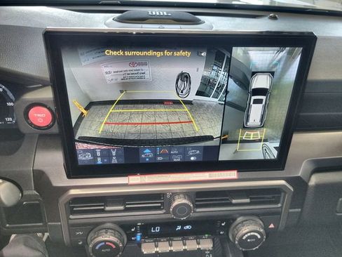 New 2026 Toyota 4Runner TRD Off-Road Premium AWD/4WD image 17