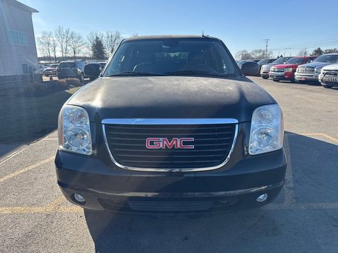 Used 2013 GMC Yukon XL SLT image 3