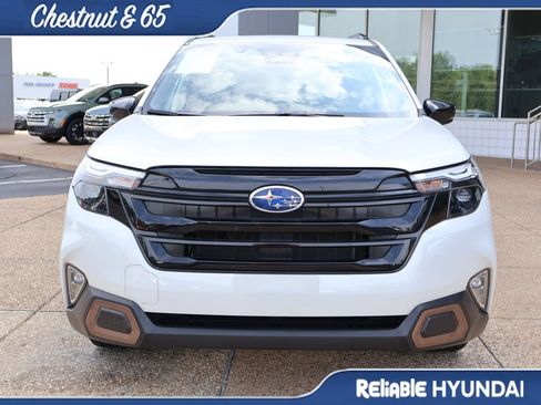 Used 2025 Subaru Forester Sport AWD/4WD image 8