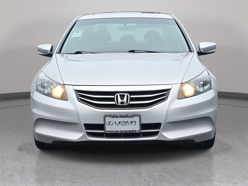 Used 2011 Honda Accord EX image 3