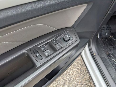 Certified 2022 Volkswagen Atlas SE image 23